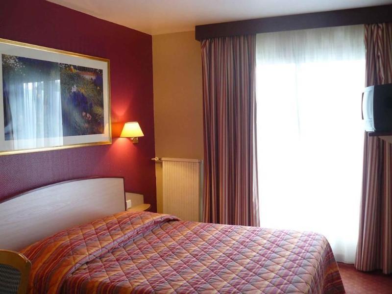 Hotel Le Galant Villepinte Gare Galant Parc Des Expositions