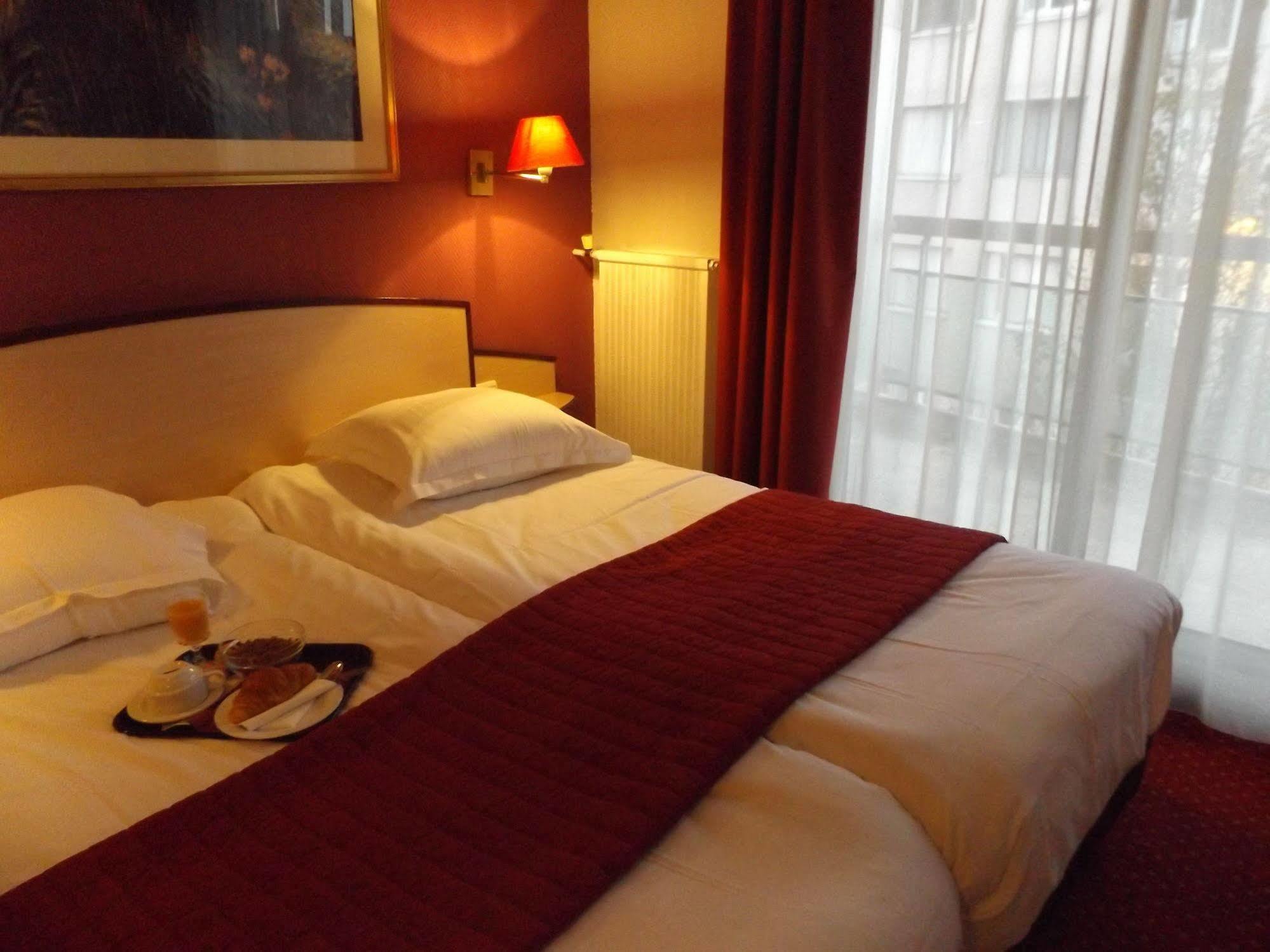 Le Galant Villepinte Gare Galant Parc Des Expositions Hotel 3*