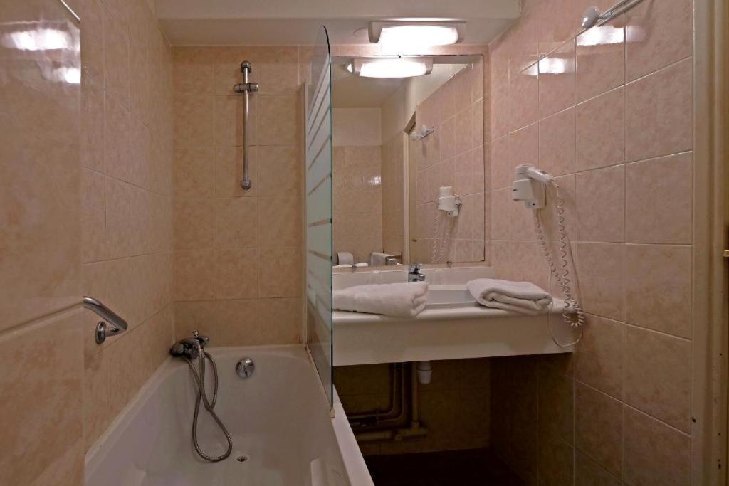 Le Galant Villepinte Gare Galant Parc Des Expositions Hotel 3*