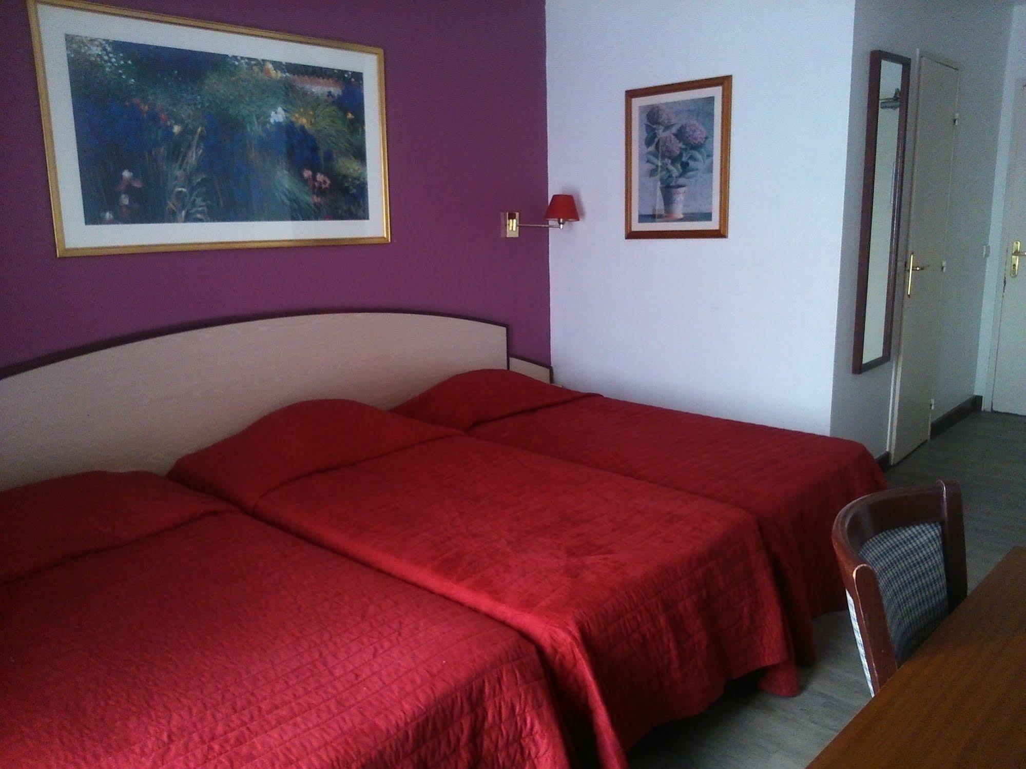 Le Galant Hotel 3*